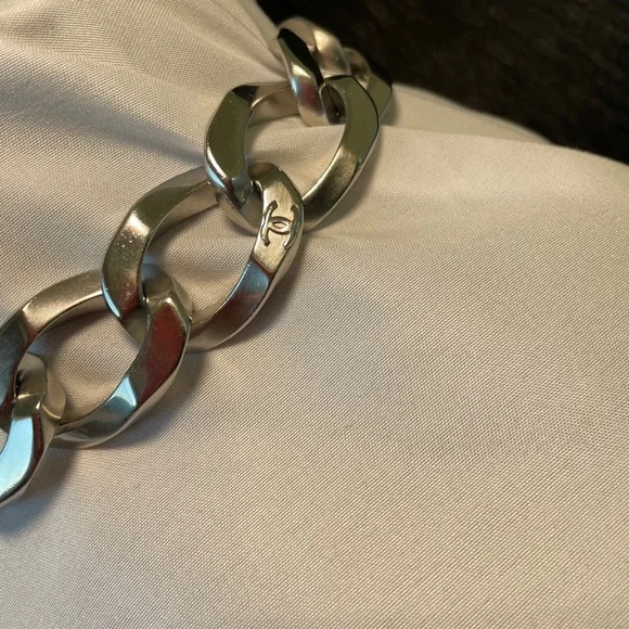 Chanel CC Choker Necklace “Very Rare” - Picture 9 of 13